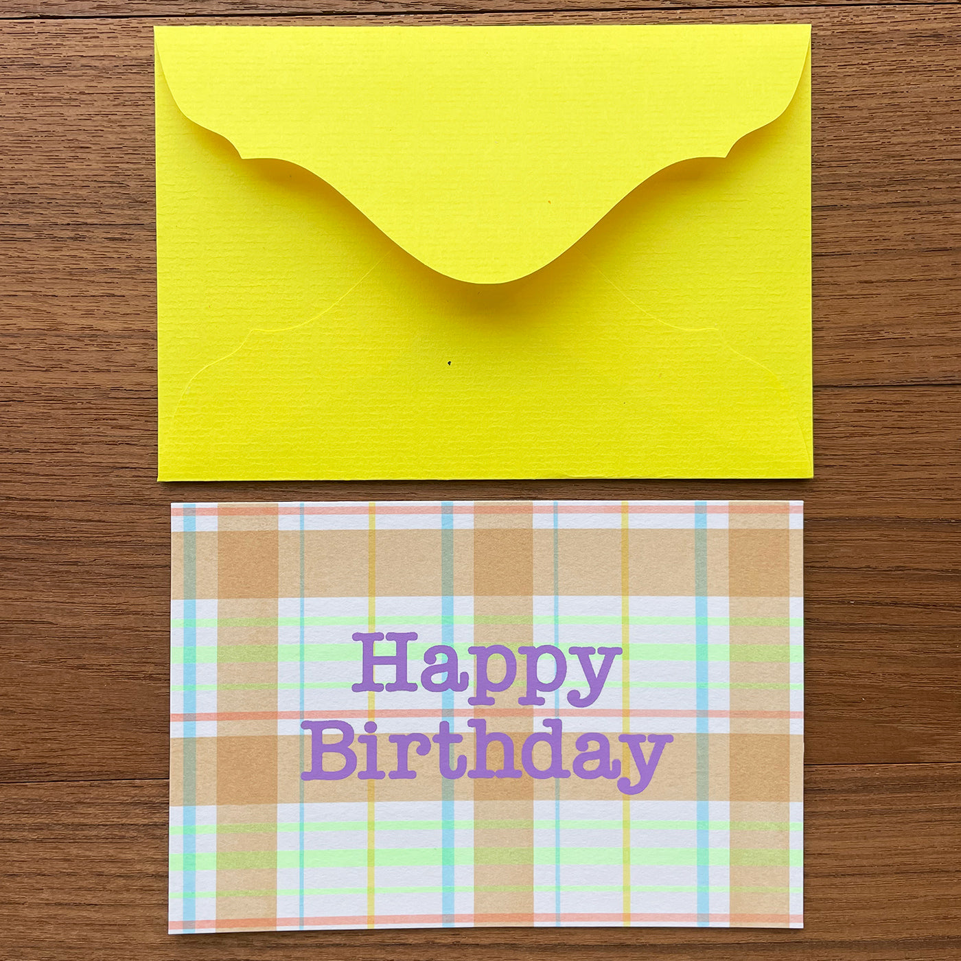 テーブルクロスチェック / Table cloth inspired plaid "Happy Birthday"