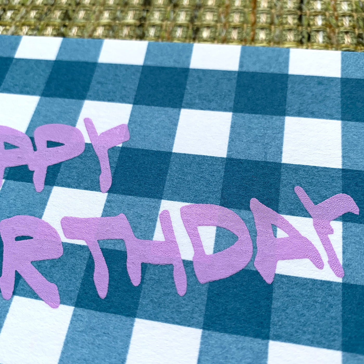 Greeting card / gingham check "Happy Birthday"